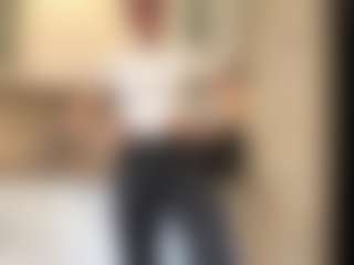 Live cam show with Kira - New Teen (18+) on Streamer API