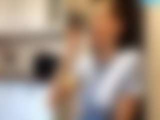 Kira's Live Sex Cam Show
