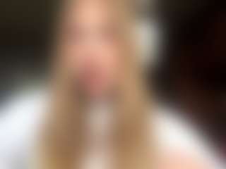 Live cam show with Melody - Twerk on Dare Cams