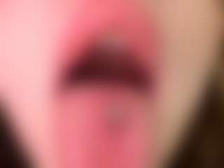 Spettacolo in cam dal vivo con Melody - Ahegao su Camsoda
