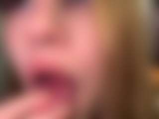 Melody's Live Sex Cam Show