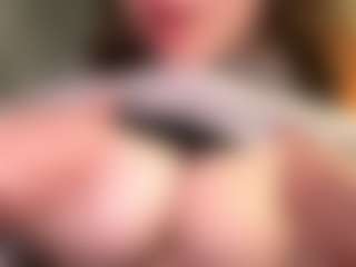 Live cam show with Melody - Facial Piercings on CSO-WL