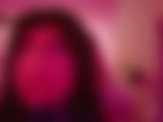 Live cam show with younglatina69 - New Sexwebcam on xDating