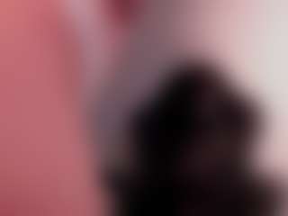Live cam show with AleRivera23 - HD on StripNow