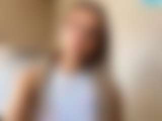 Live cam show with Toni - Big Tits on live.xbliss.ai