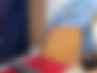 Live cam show with Miia28 - Tease on CamClone