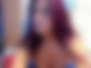Miia28's Live Sex Cam Show