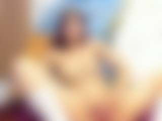 Miia28's Live Sex Cam Show