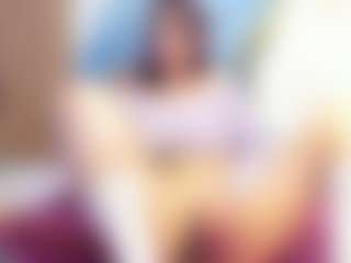 Miia28's Live Sex Cam Show