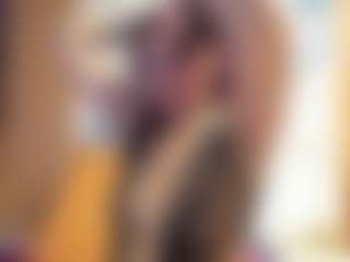Miia28's Live Sex Cam Show
