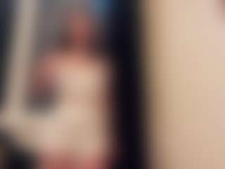 VinaPeiper's Live Sex Cam Show