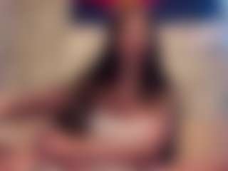 VinaPeiper's Live Sex Cam Show