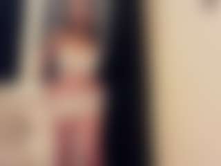 VinaPeiper's Live Sex Cam Show