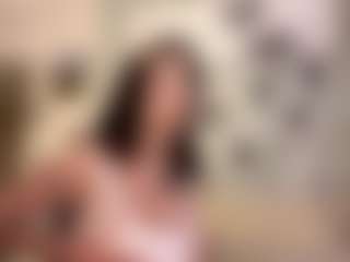 VinaPeiper's Live Sex Cam Show