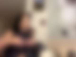 VinaPeiper's Live Sex Cam Show