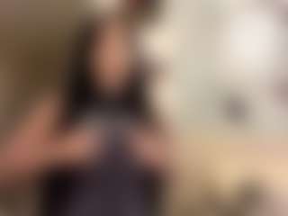 VinaPeiper's Live Sex Cam Show
