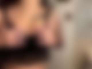 VinaPeiper's Live Sex Cam Show