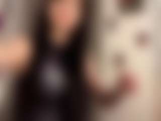 VinaPeiper's Live Sex Cam Show