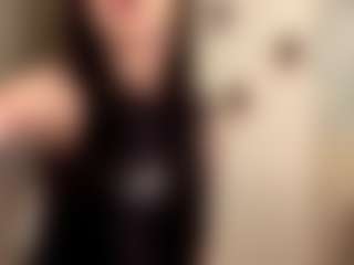 Live cam show with VinaPeiper - Fingering White on CamwithHer | united states
