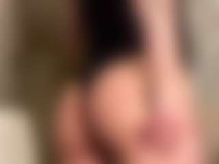 VinaPeiper's Live Sex Cam Show