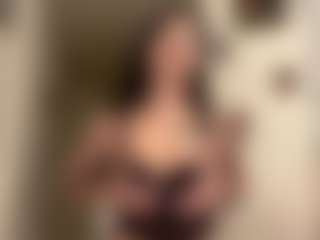 VinaPeiper's Live Sex Cam Show