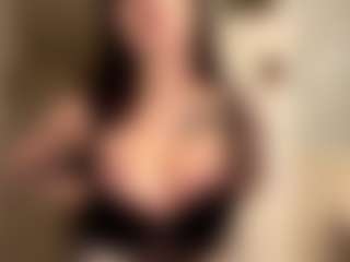 VinaPeiper's Live Sex Cam Show