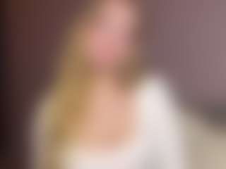 Live cam show with YadiraSpeiser - Normal on CamClone
