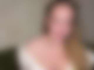 Live cam show with YadiraSpeiser - Shower on Camming Site