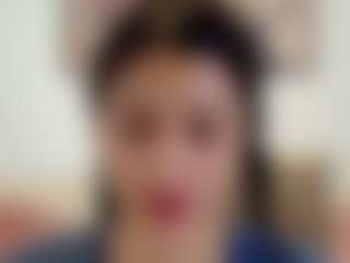 Live-camshow met Amelie-Bloom - Handjob op Camsoda