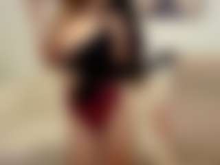 Amelie-Bloom's Live Sex Cam Show
