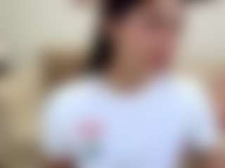 Amelie-Bloom's Live Sex Cam Show
