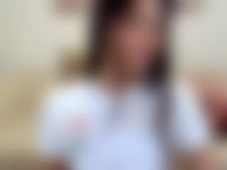 Amelie-Bloom's Live Sex Cam Show