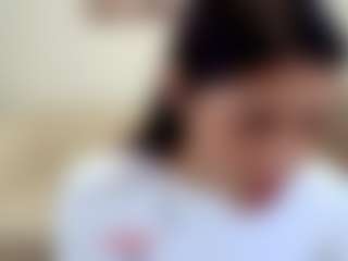Amelie-Bloom's Live Sex Cam Show