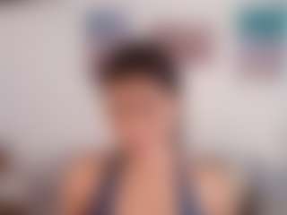 Amelie-Bloom's Live Sex Cam Show