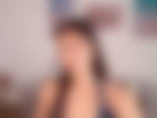 Amelie-Bloom's Live Sex Cam Show