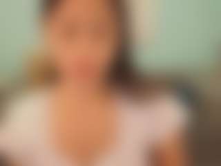 Amelie-Bloom's Live Sex Cam Show