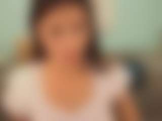 Amelie-Bloom's Live Sex Cam Show