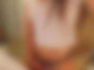 Amelie-Bloom's Live Sex Cam Show