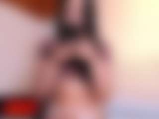 elaiah's Live Sex Cam Show