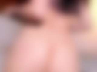 elaiah's Live Sex Cam Show