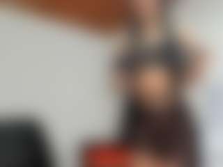 elaiah's Live Sex Cam Show