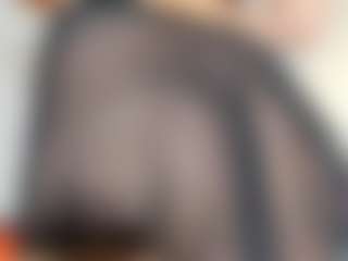 elaiah's Live Sex Cam Show
