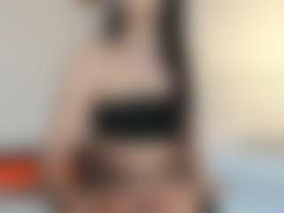 elaiah's Live Sex Cam Show