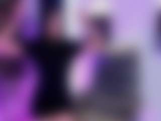 elaiah's Live Sex Cam Show