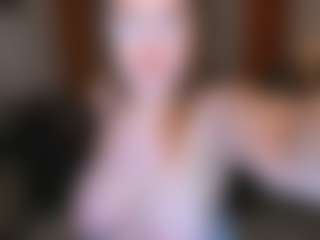 Ellistaaaaa's Live Sex Cam Show