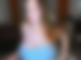 Live cam show with Ellistaaaaa - Brown Hair on Camsoda