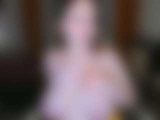 Ellistaaaaa's Live Sex Cam Show