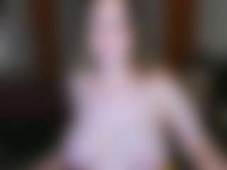 Ellistaaaaa's Live Sex Cam Show