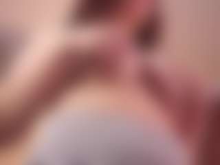 Live cam show with KylaRuesch - Red Hair on Camming Site