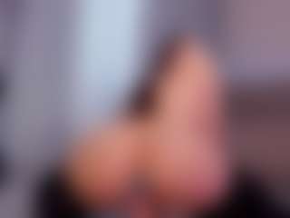 Live cam show with Lil-Lolly - HD on livesexfox.com
